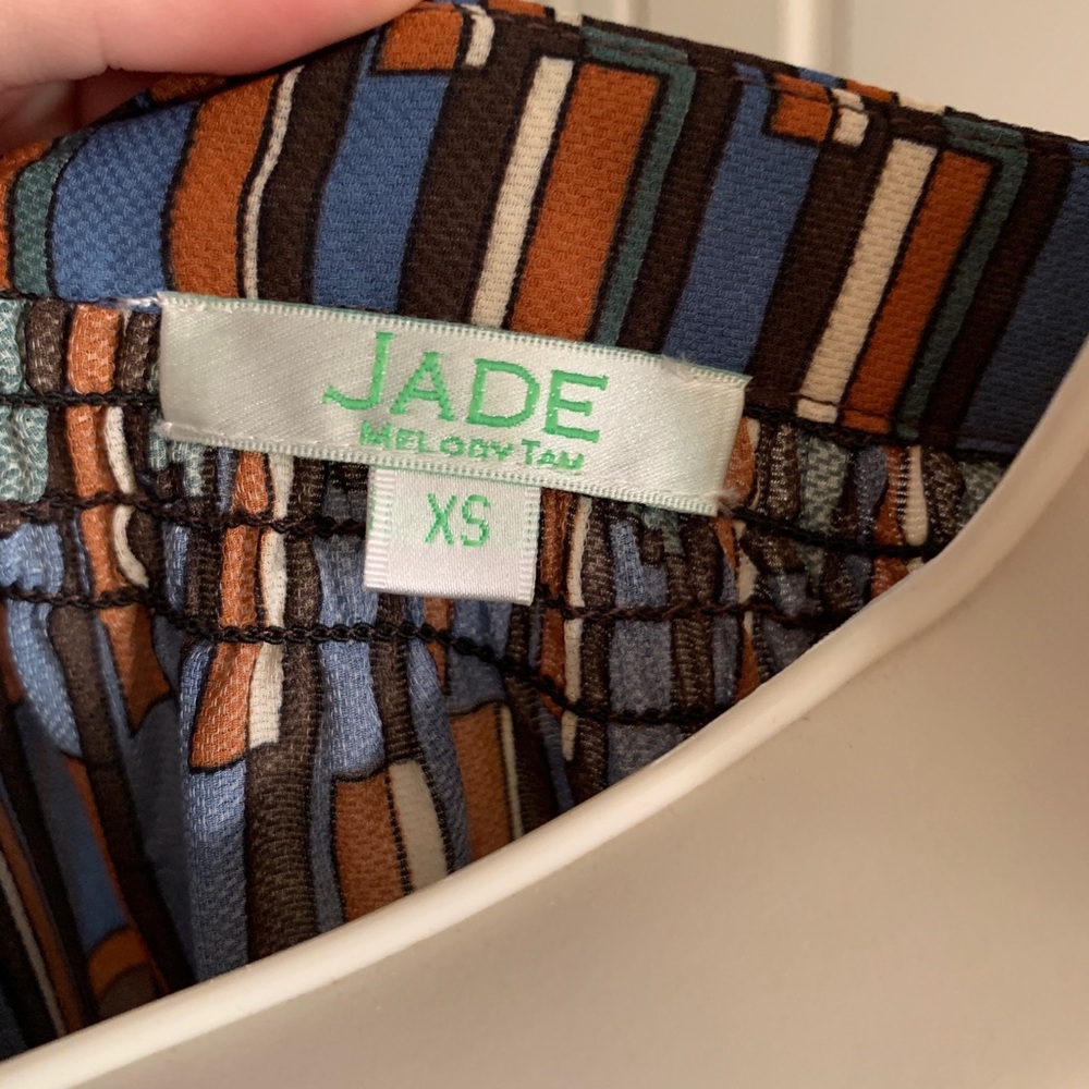 JADE top - Picture 2 of 2